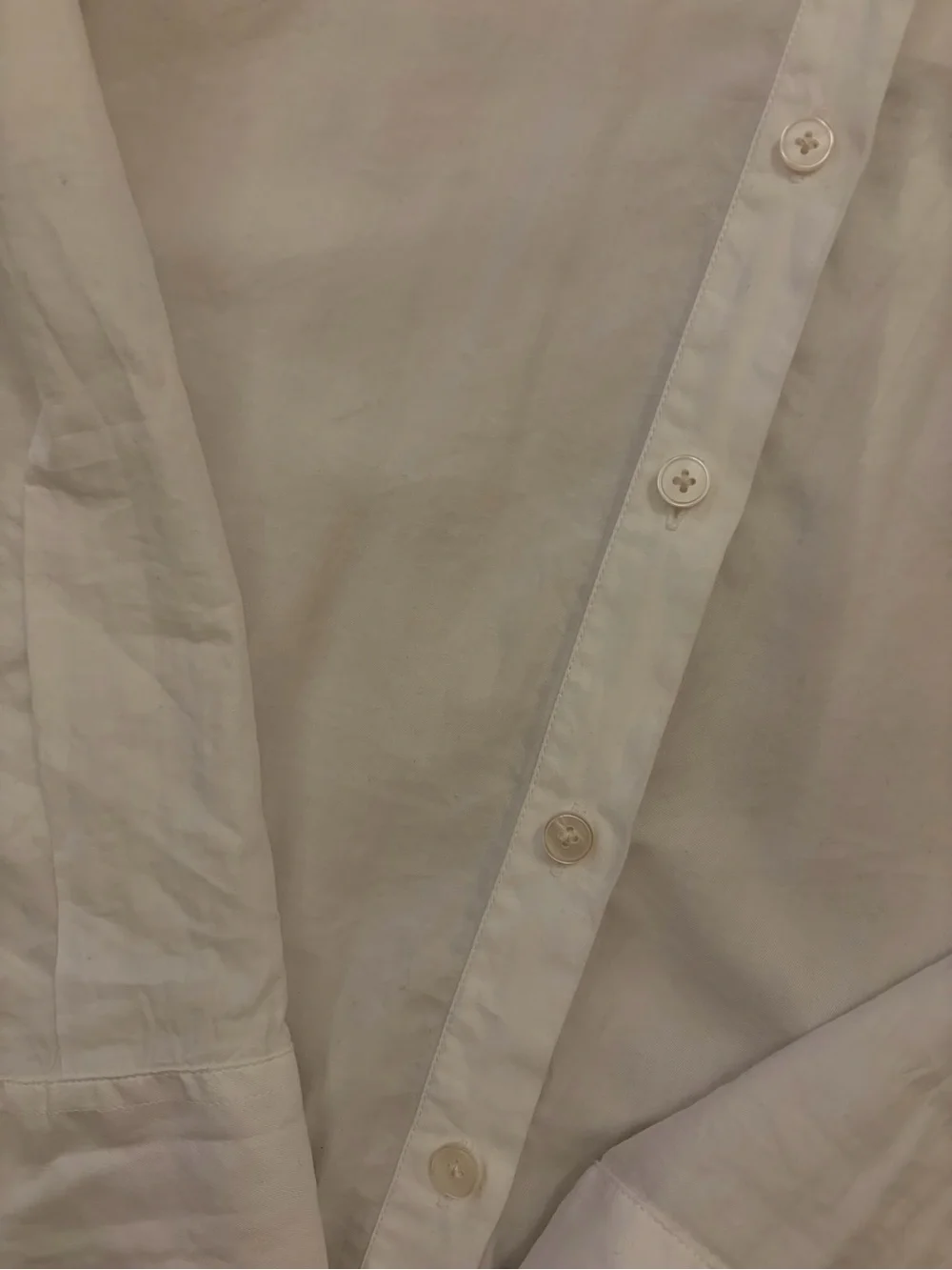 ME + EM Relaxed Forever Shirt - Picture 4 of 5